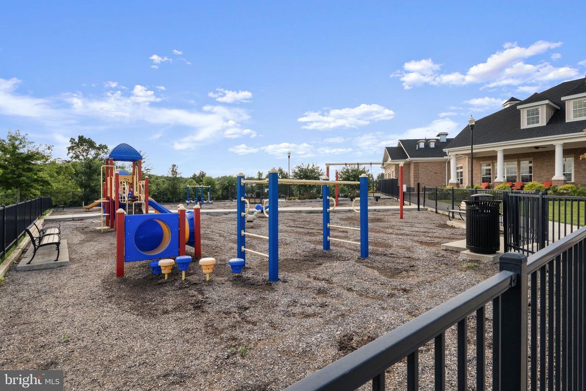 Backyard, Exterior, Playground
