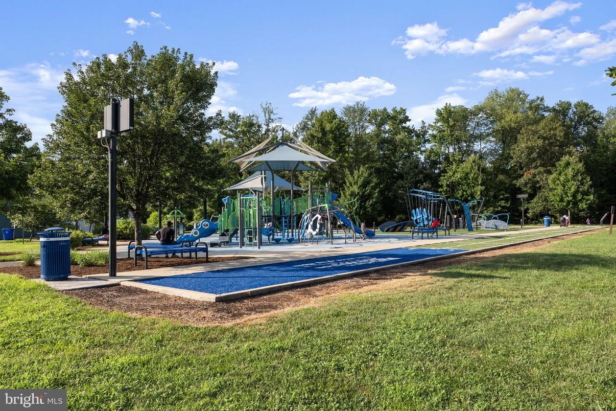 Backyard, Exterior, Playground