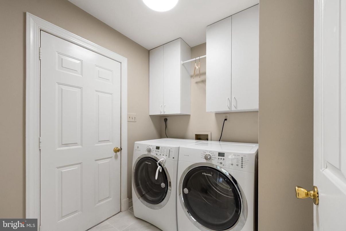 Interior, Recessed Lighting, Washer