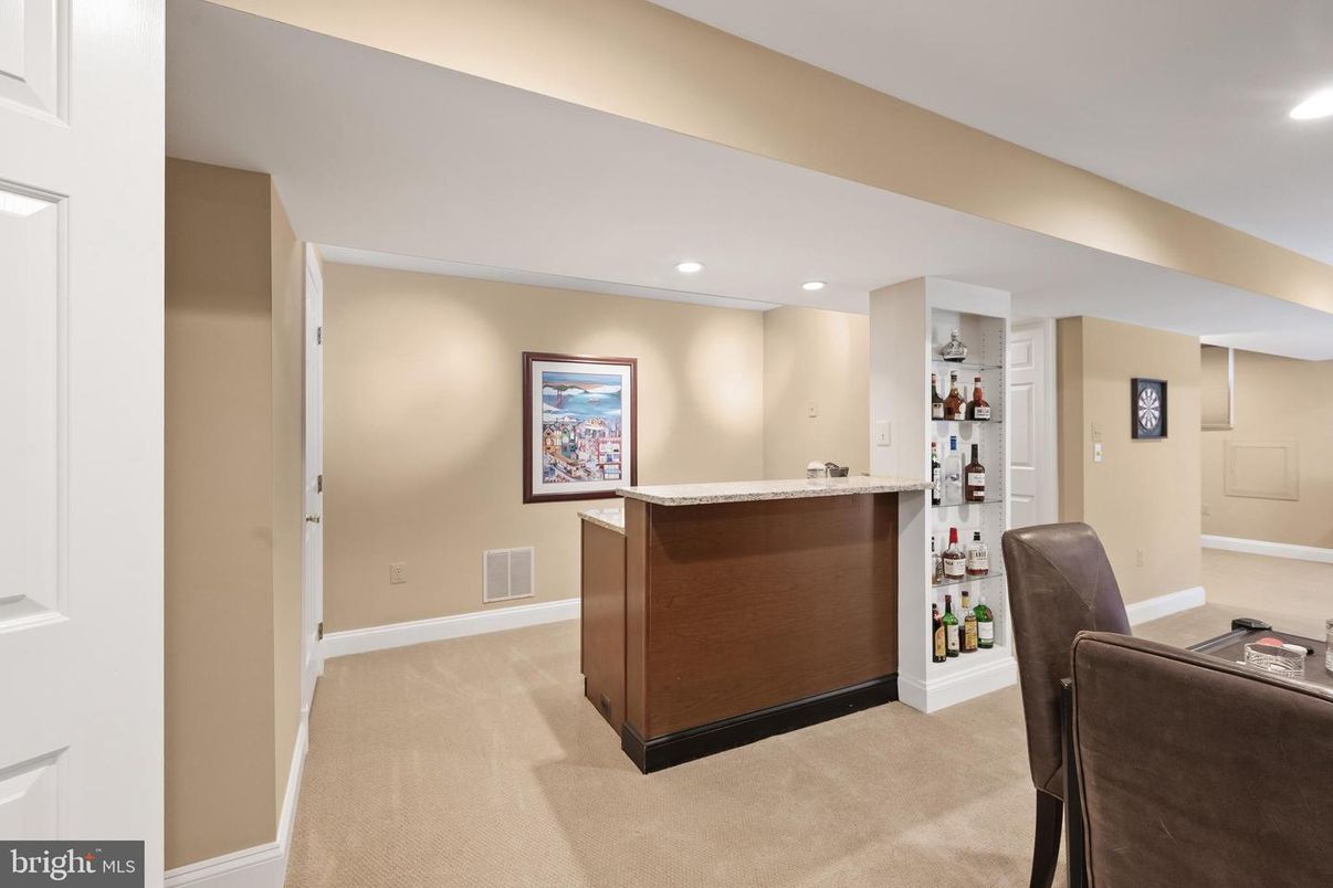 Interior, Recessed Lighting, Wine Storage