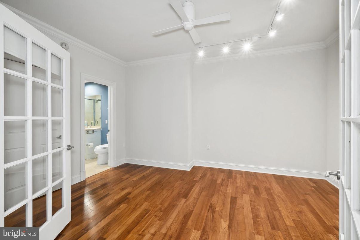 Bathroom, Empty room, Interior, Wood Texture Flooring