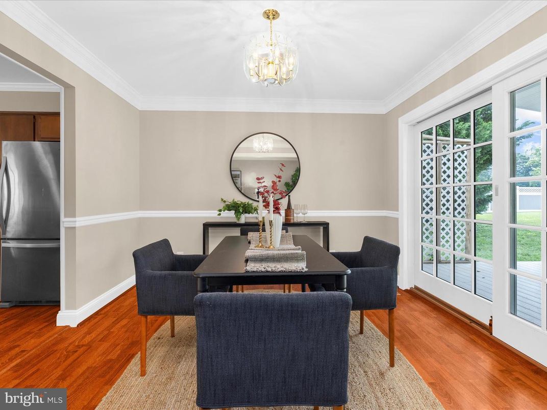 Chandelier, Dining room, Interior, Wood Texture Flooring
