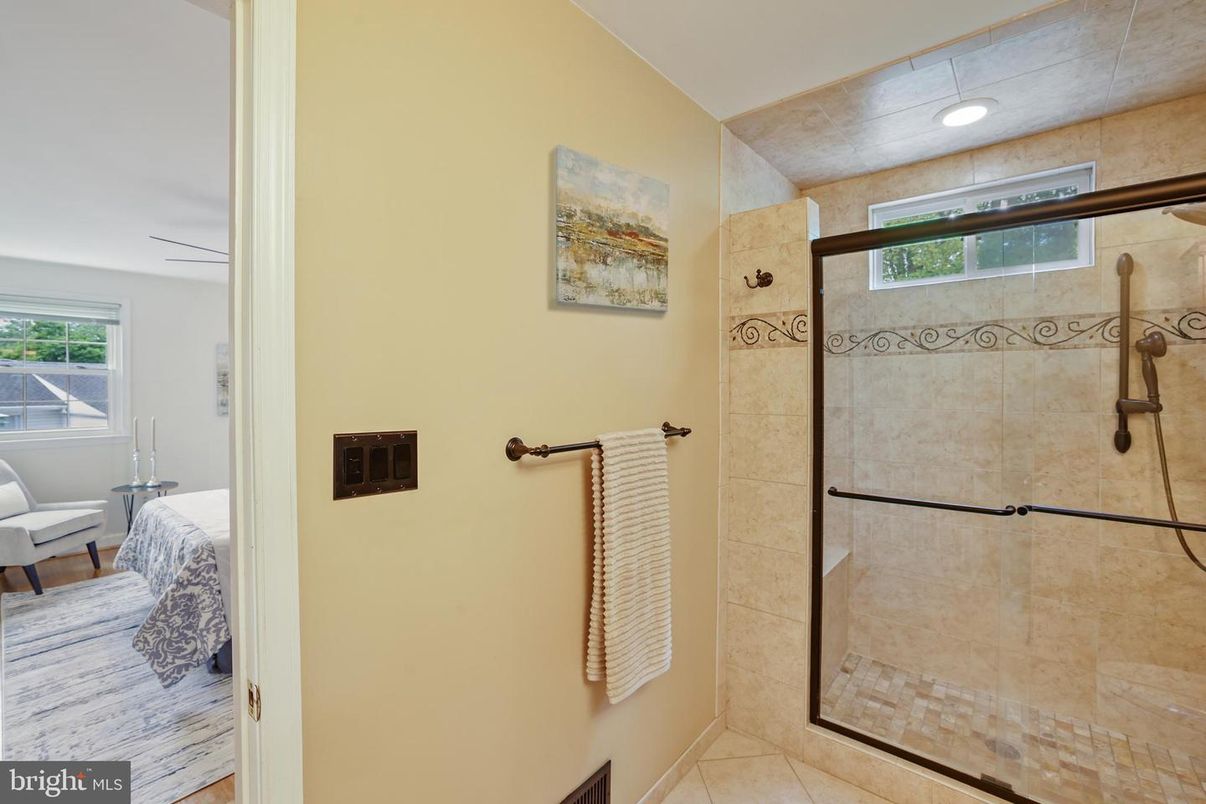 Bathroom, Bedroom, Interior, Recessed Lighting, Wood Texture Flooring
