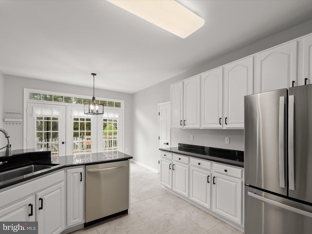 Interior, Kitchen, Marble, Pendant Lights, Stainless Steel Appliances