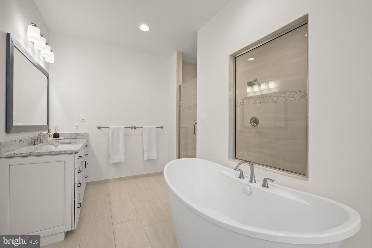 Bathroom, Dual Sink Vanities, Free Standing Baths, Glass Shower, Interior, Recessed Lighting