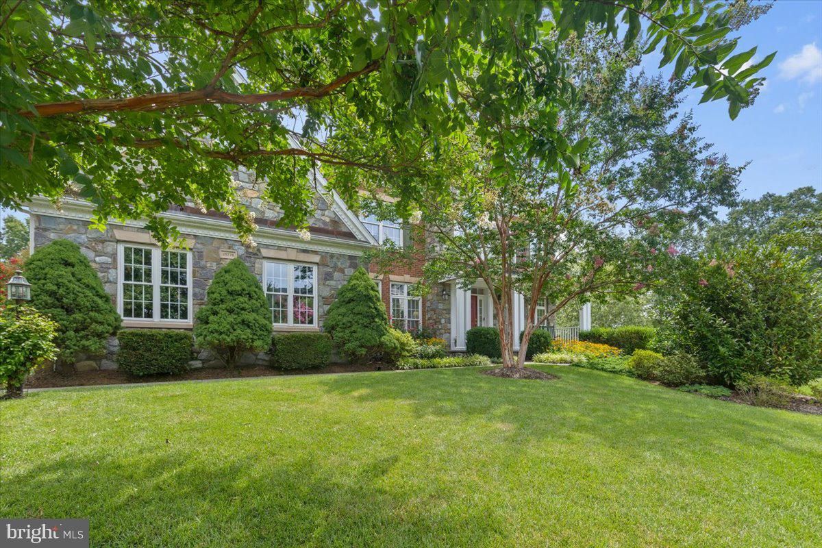 Backyard, Exterior, Facade, Georgian