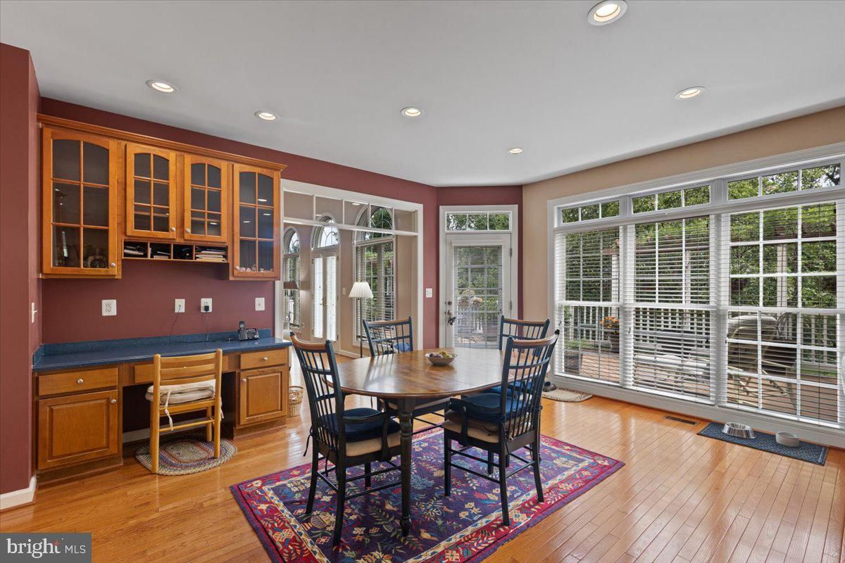 Dining room, Interior, Recessed Lighting, Wood Texture Flooring