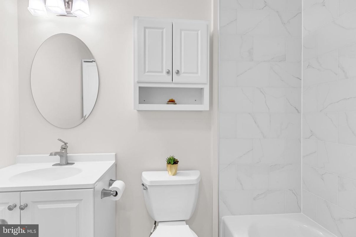 Bathroom, Interior, Marble Walls