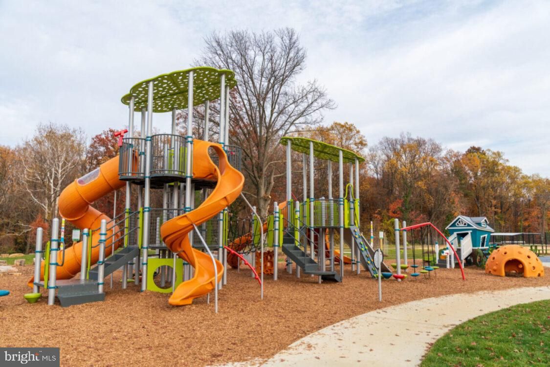 Backyard, Exterior, Playground