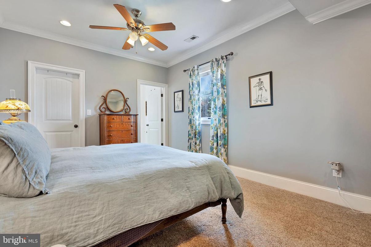 Bedroom, Interior, Recessed Lighting