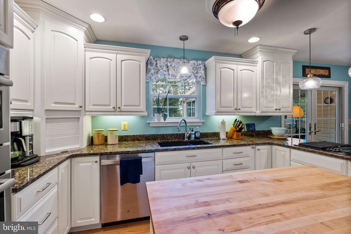 Interior, Kitchen, Pendant Lights, Recessed Lighting