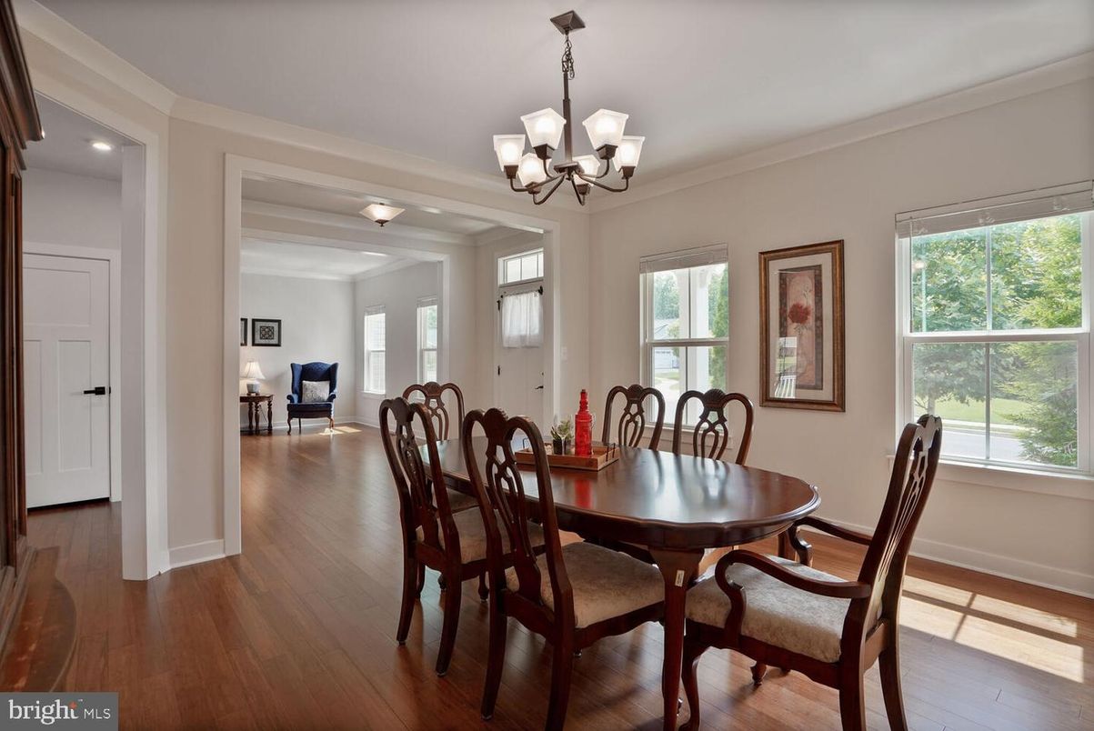 Chandelier, Dining room, Interior, Wood Texture Flooring