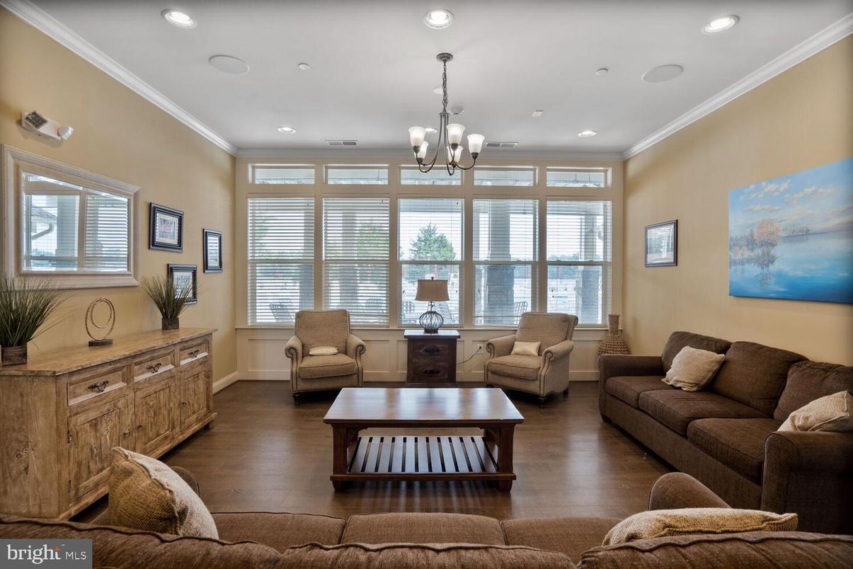 Chandelier, Interior, Living room, Recessed Lighting, Wood Texture Flooring