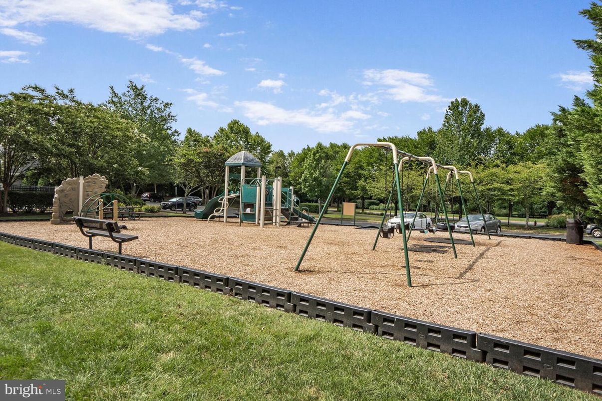 Backyard, Exterior, Playground