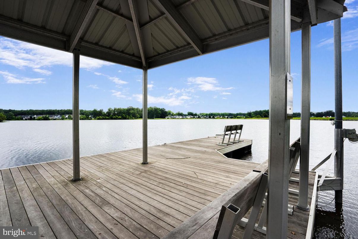 Exterior, Water