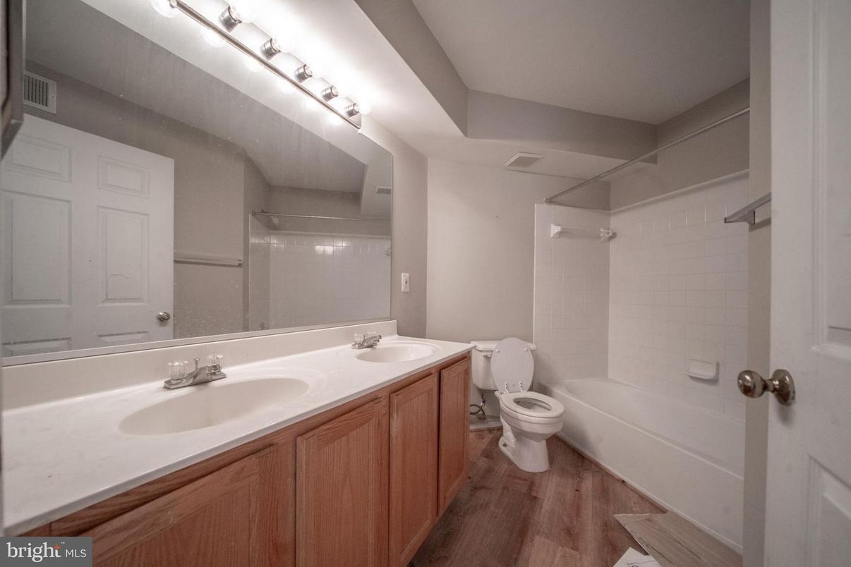 Bathroom, Dual Sink Vanities, Interior, Wood Texture Flooring