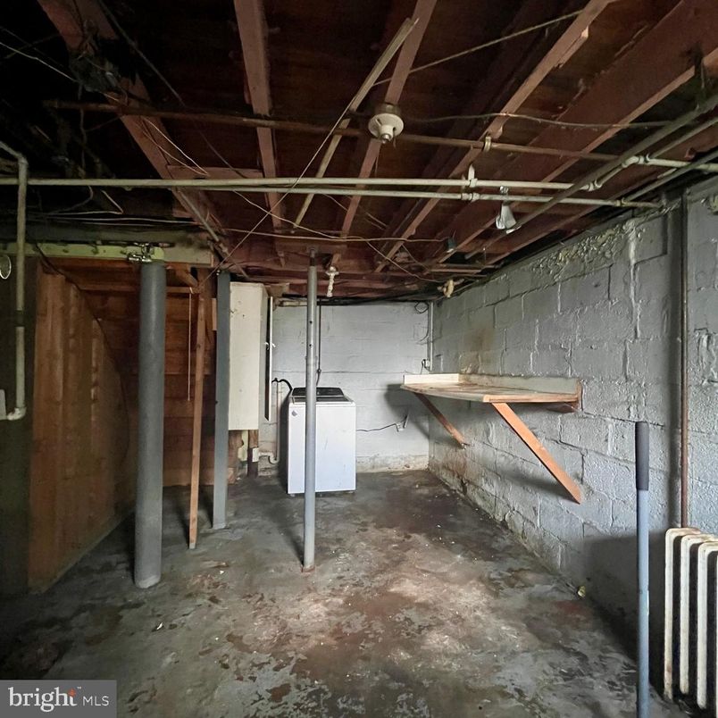 Interior, Wooden Beams