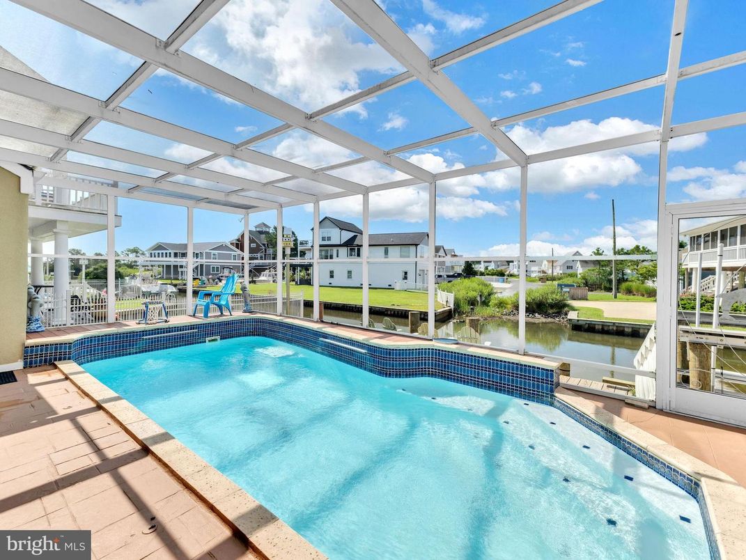 Glass Ceilings, Interior, Pool, Sun Room, Water