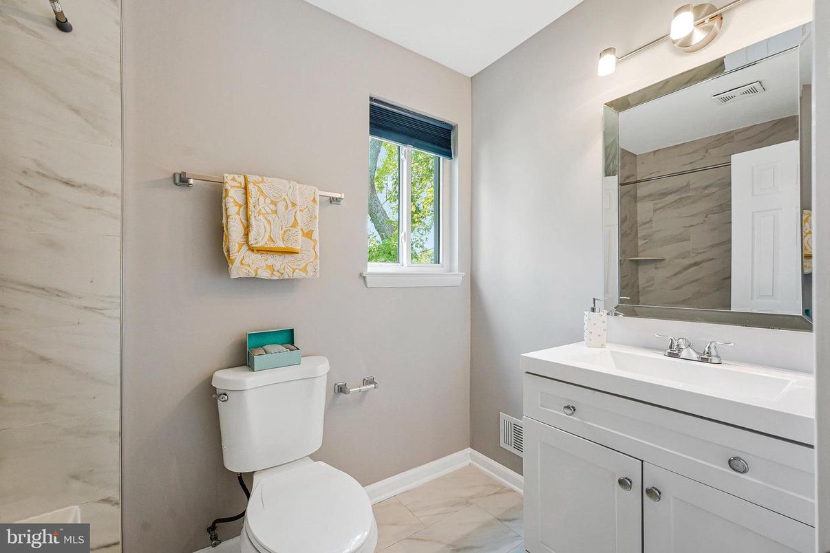 Bathroom, Interior, Marble, Marble Walls