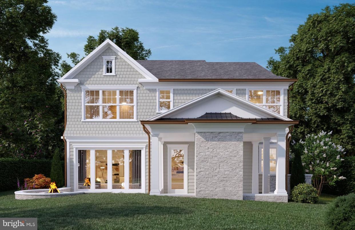 Exterior, Facade, Farmhouse