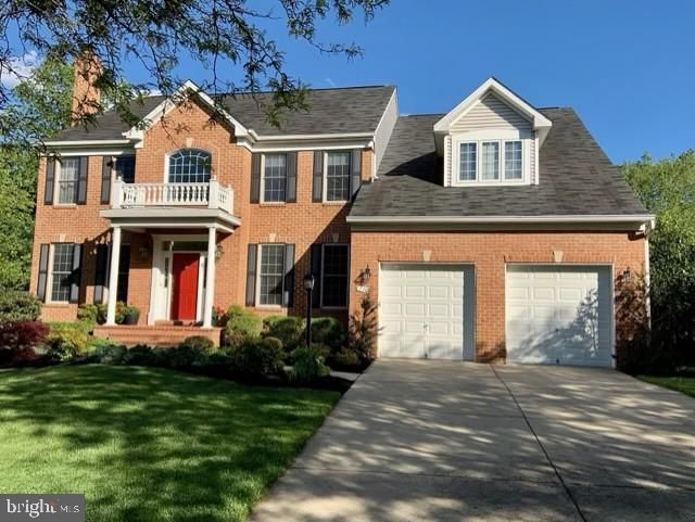 Attached, Exterior, Facade, Brick Facade, Brick Traditional