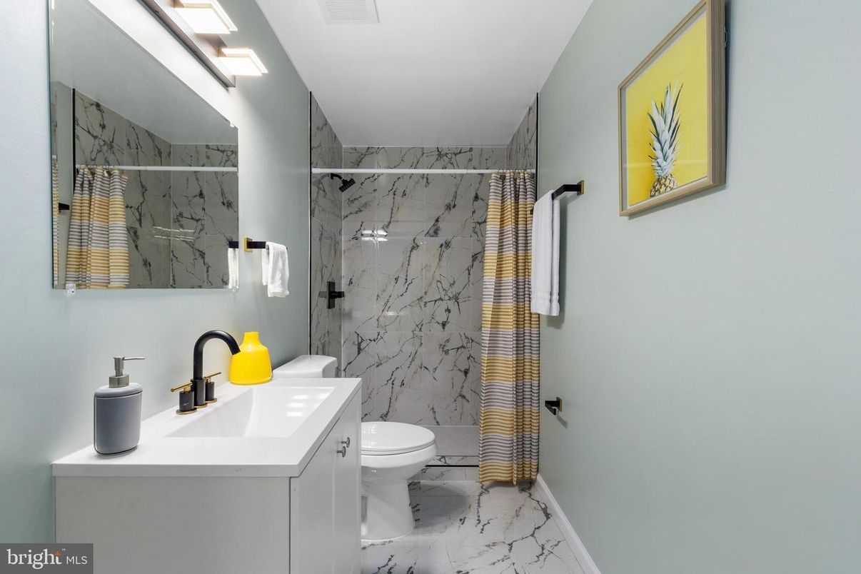 Bathroom, Interior, Marble, Marble Walls