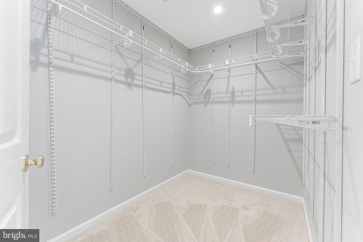 Interior, Recessed Lighting, Walk-in Closets