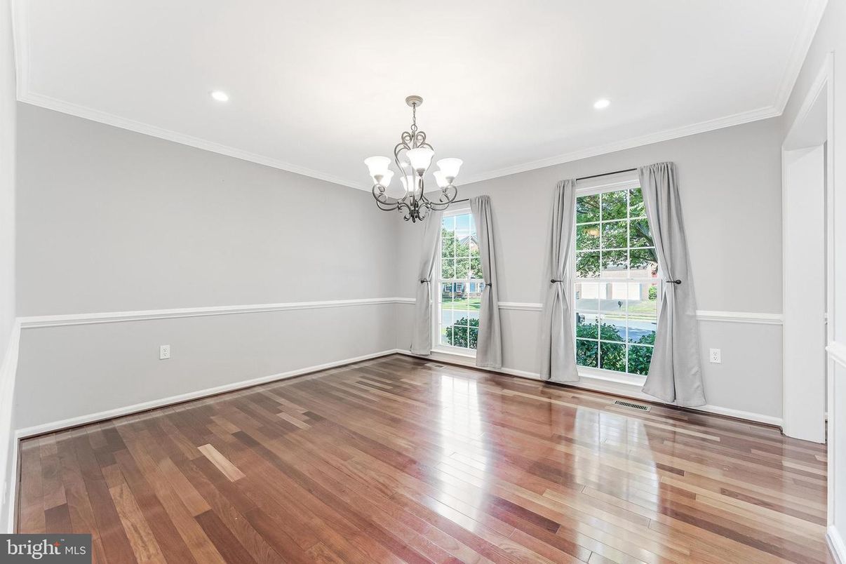Chandelier, Empty room, Interior, Recessed Lighting, Wood Texture Flooring