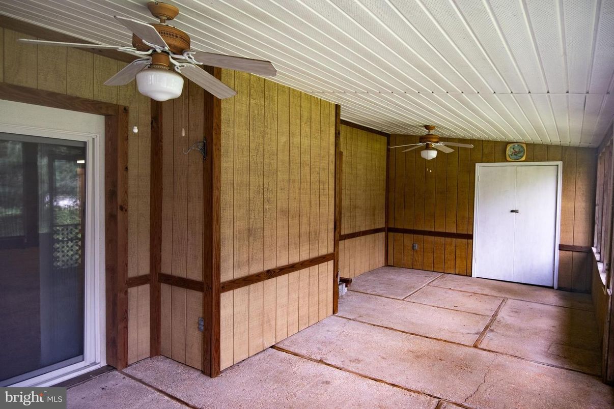 Interior, Wooden Walls