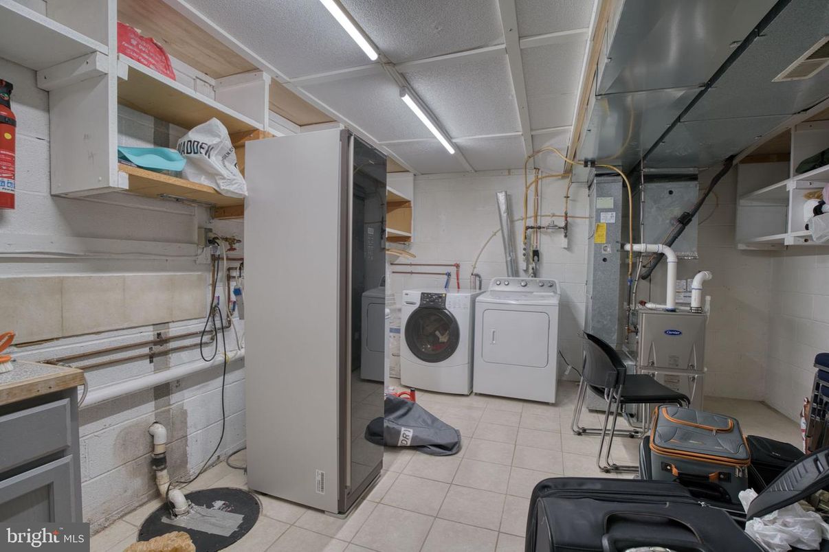 Interior, Washer