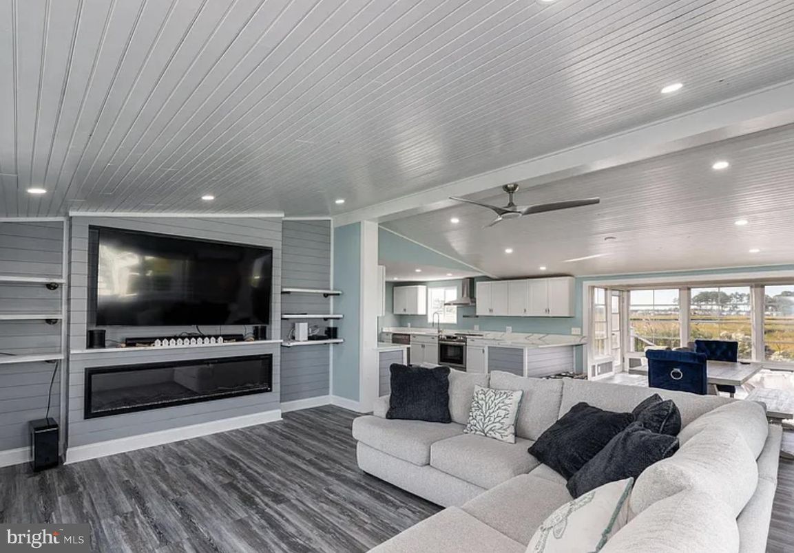 Interior, Kitchen, Living room, Recessed Lighting, Stainless Steel Appliances, Wood Texture Flooring