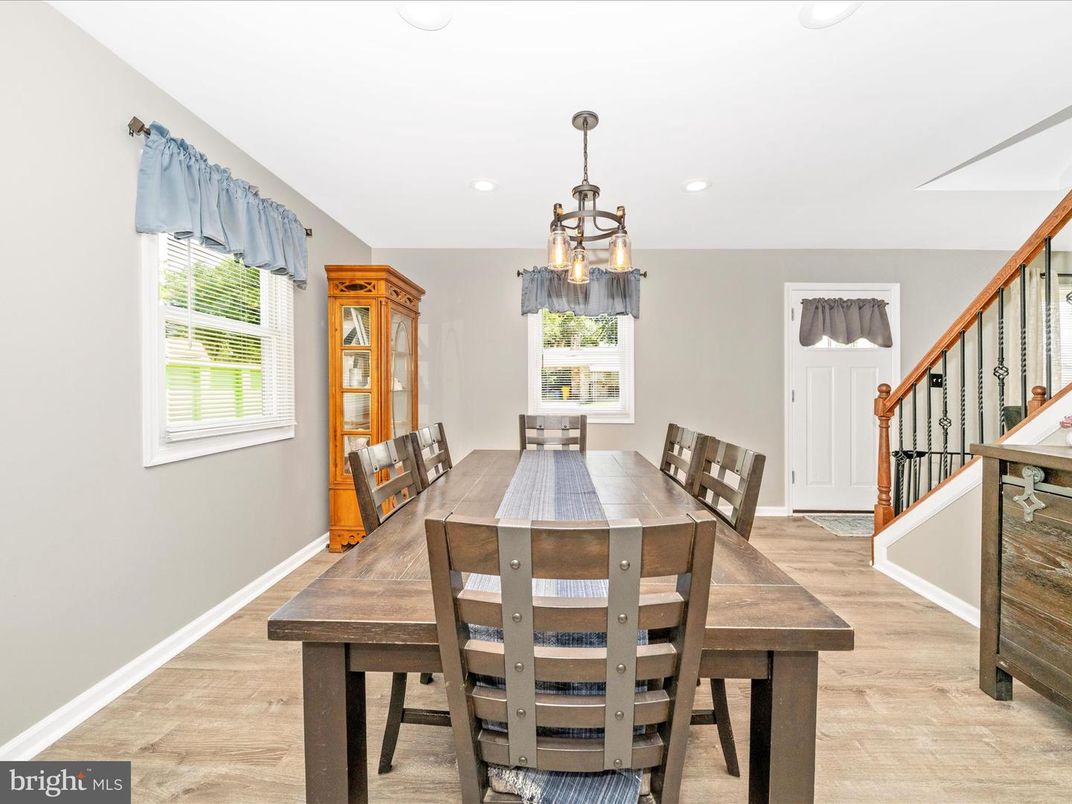 Dining room, Interior, Pendant Lights, Recessed Lighting, Wood Texture Flooring