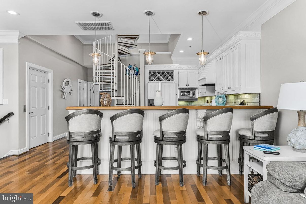 Interior, Kitchen, Pendant Lights, Recessed Lighting, Wood Texture Flooring