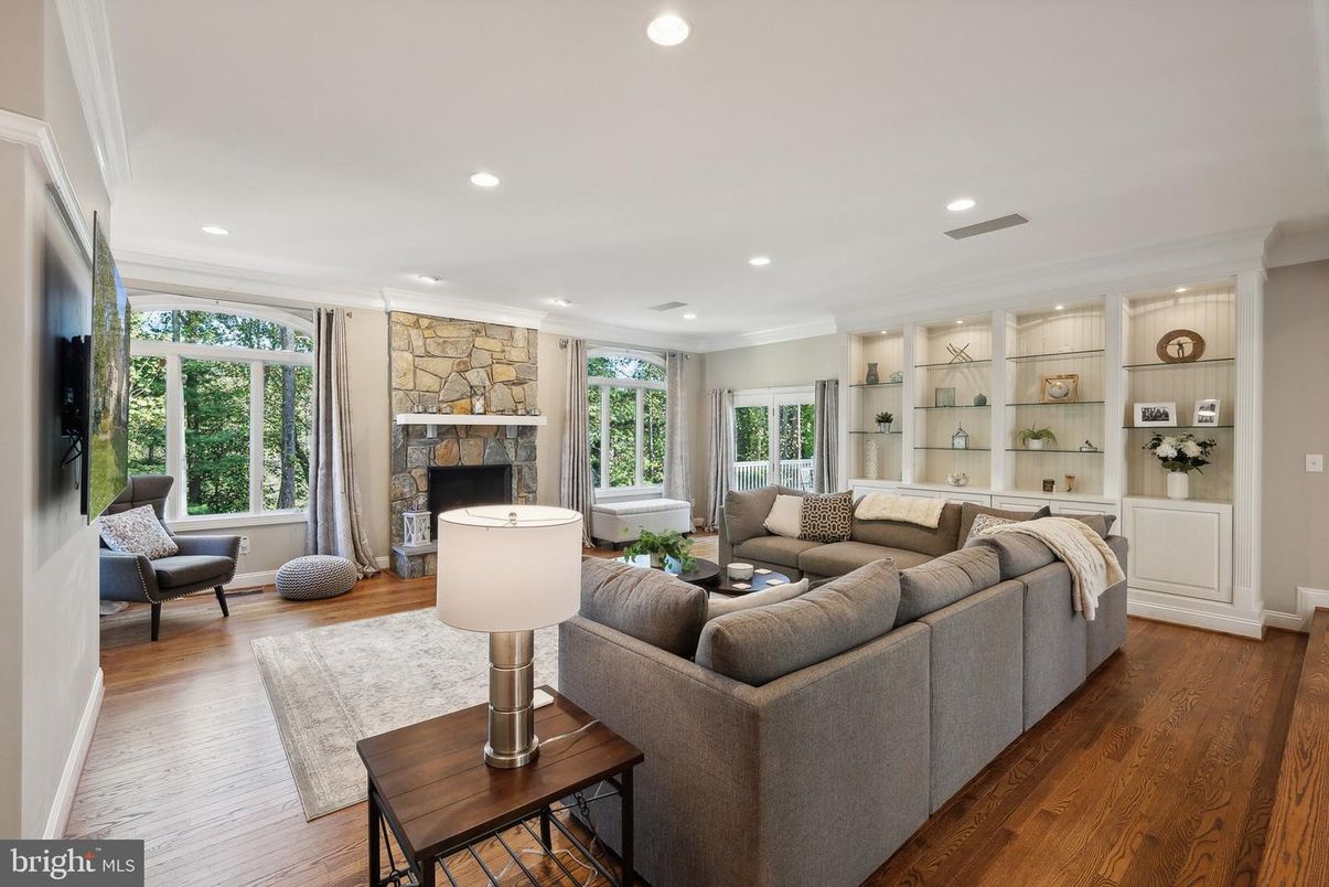 Fireplace, Interior, Living room, Recessed Lighting, Stone Walls, Wood Texture Flooring