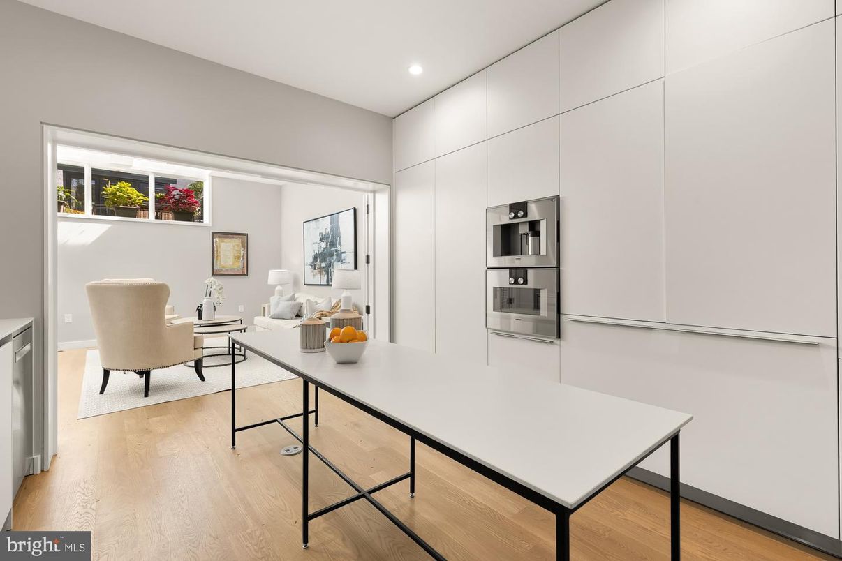 Interior, Living room, Recessed Lighting, Stainless Steel Appliances, Wood Texture Flooring