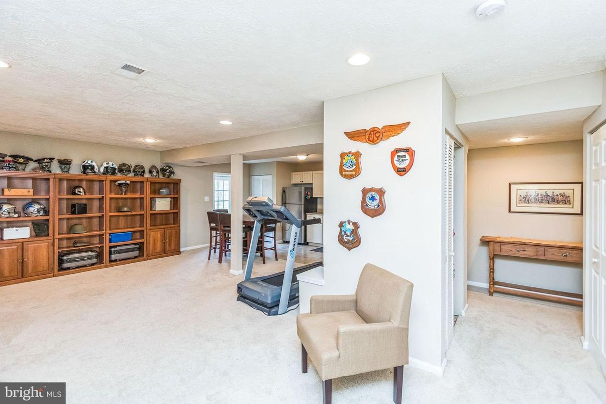 Fitness Equipment, Interior, Recessed Lighting