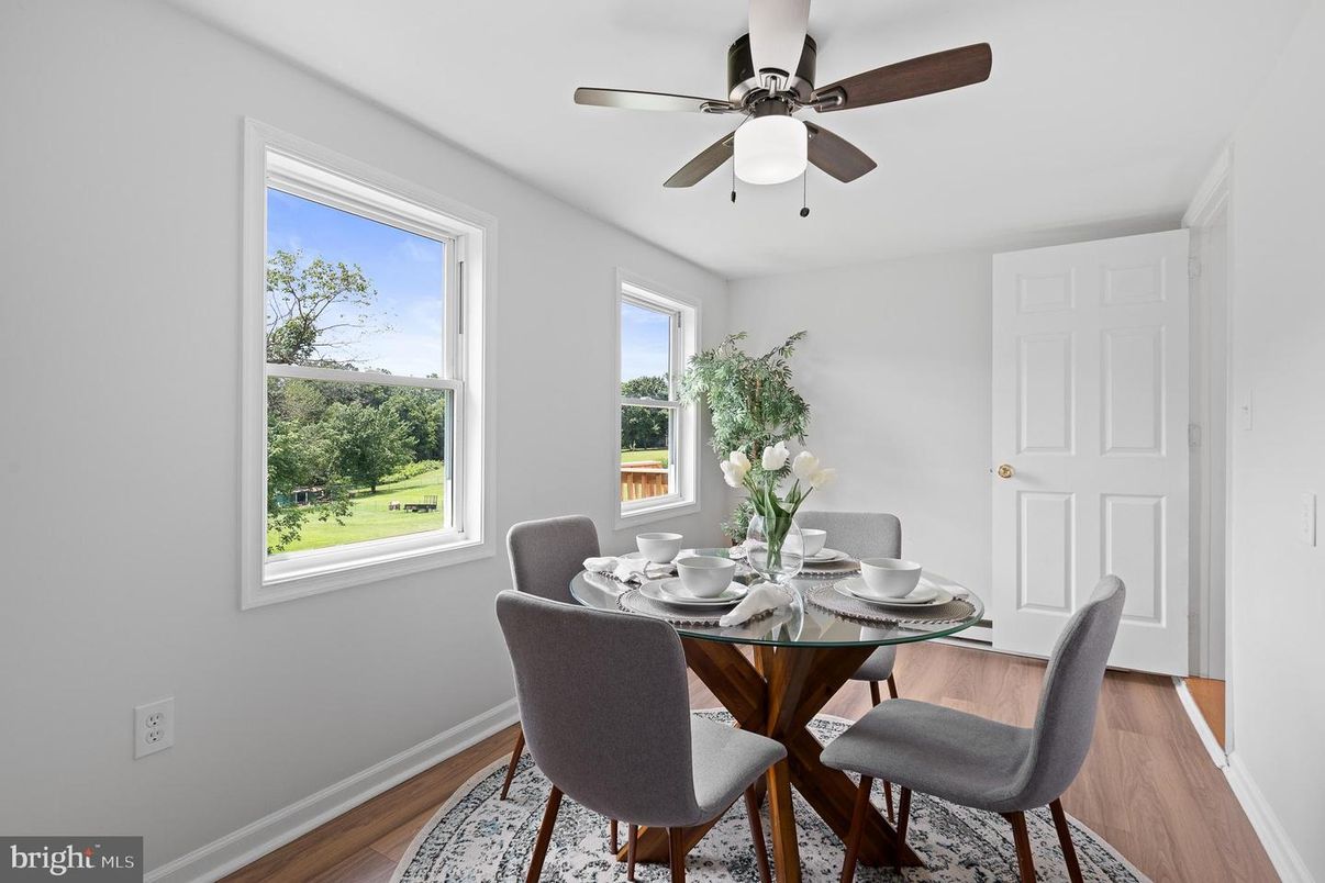 Dining room, Interior, Wood Texture Flooring