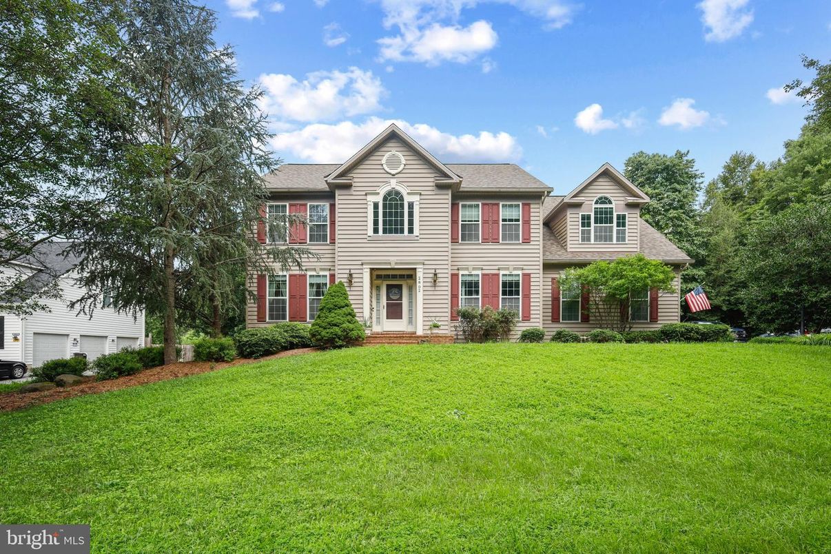 Backyard, Exterior, Facade, Georgian