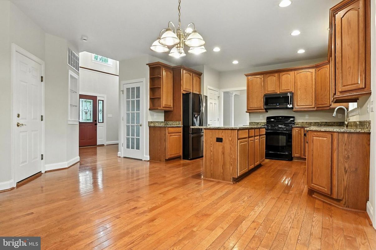 Chandelier, Interior, Kitchen, Pendant Lights, Recessed Lighting, Wood Texture Flooring