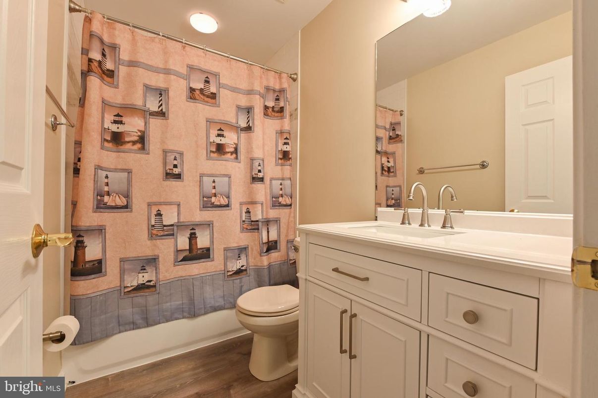 Bathroom, Interior, Recessed Lighting, Wood Texture Flooring