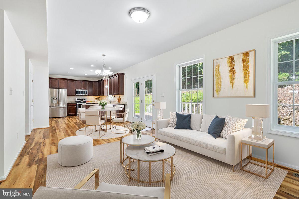 Dining room, Interior, Kitchen, Living room, Pendant Lights, Recessed Lighting, Stainless Steel Appliances, Wood Texture Flooring