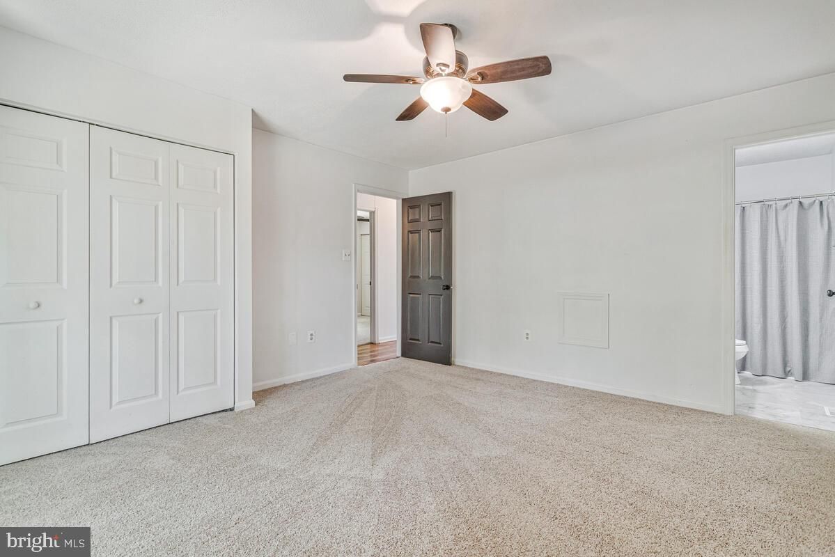 Bathroom, Empty room, Interior