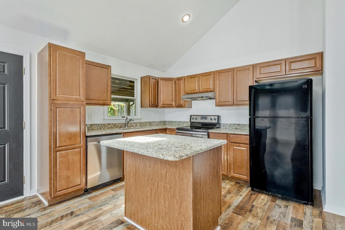Interior, Kitchen, Recessed Lighting, Wood Texture Flooring