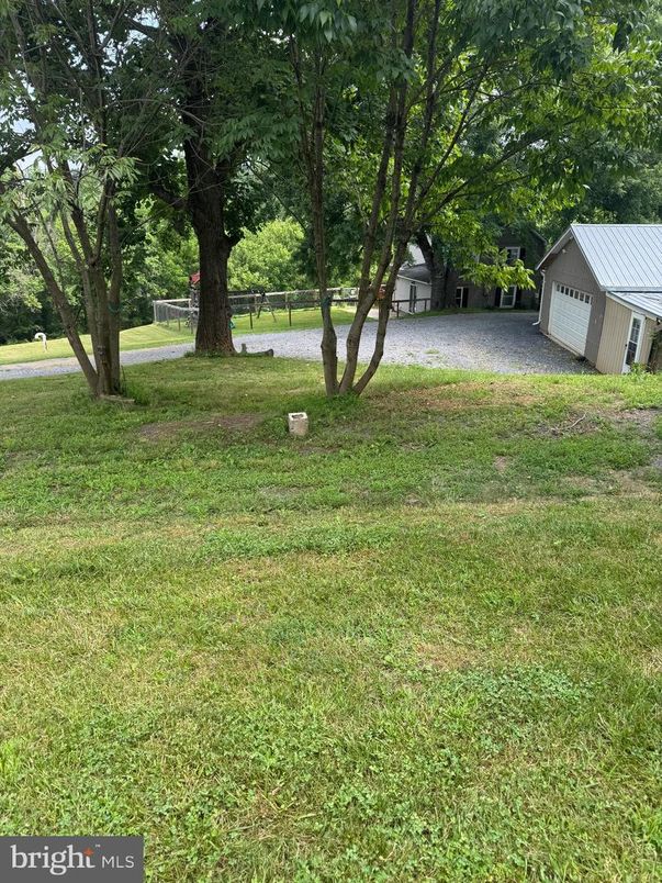 Backyard, Detached Garage, Exterior