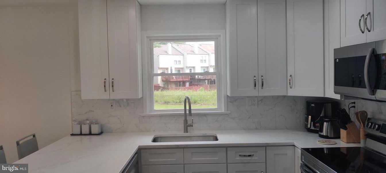 Interior, Kitchen, Marble Walls