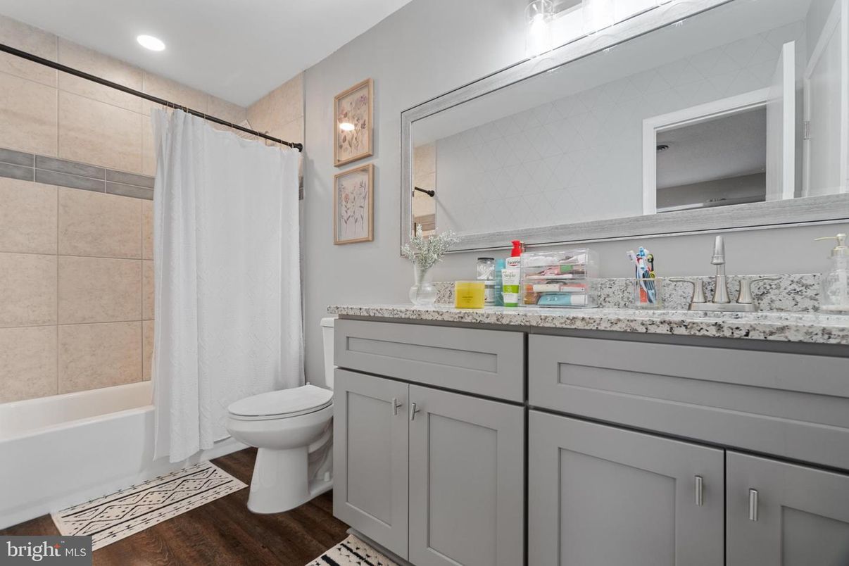 Bathroom, Interior, Recessed Lighting, Wood Texture Flooring