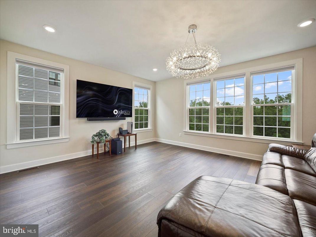 Chandelier, Interior, Living room, Recessed Lighting, Wood Texture Flooring