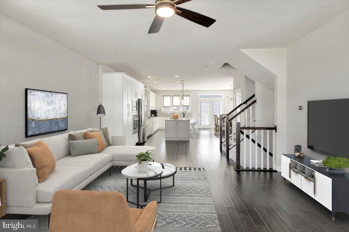 Dining room, Interior, Kitchen, Living room, Pendant Lights, Recessed Lighting, Stainless Steel Appliances, Wood Texture Flooring
