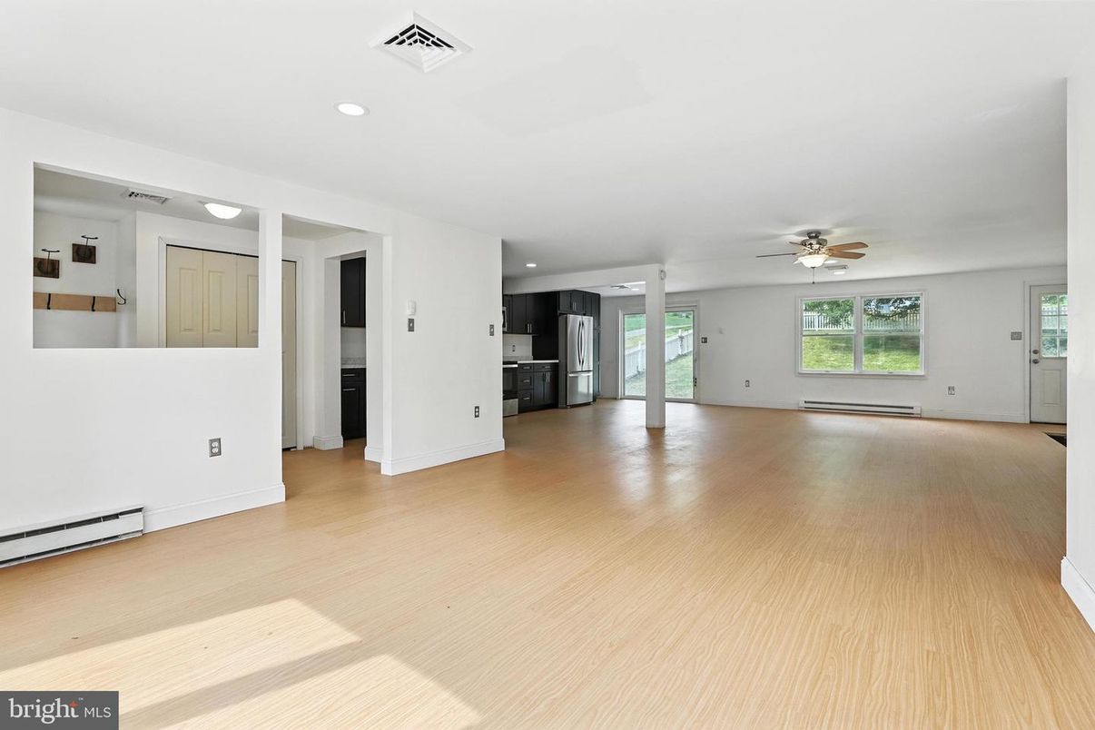 Empty room, Interior, Kitchen, Recessed Lighting, Wood Texture Flooring