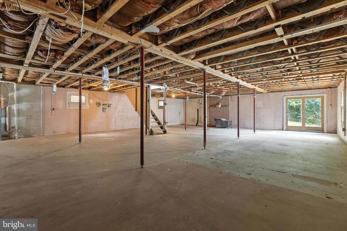 Interior, Wooden Beams